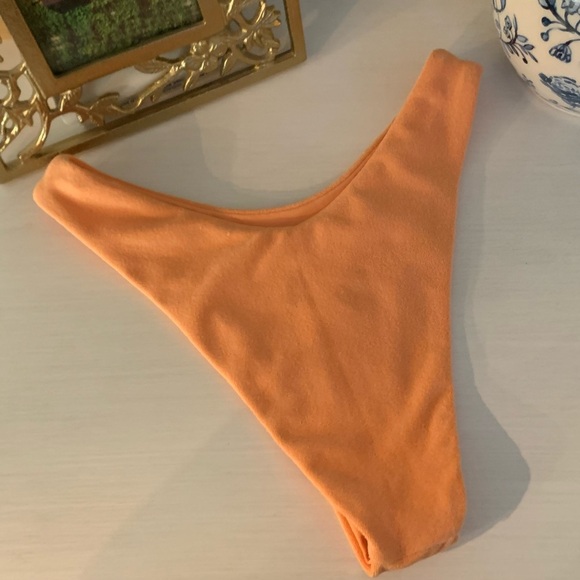 L Space Cabana Bitsy Cut Bikini Bottoms‎ Small - Picture 5 of 8
